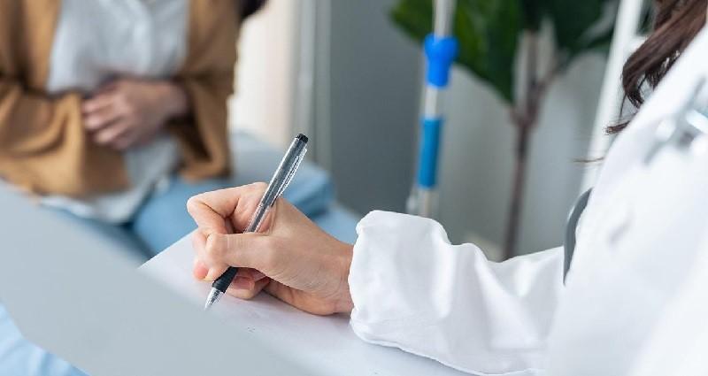 Uống thuốc điều trị