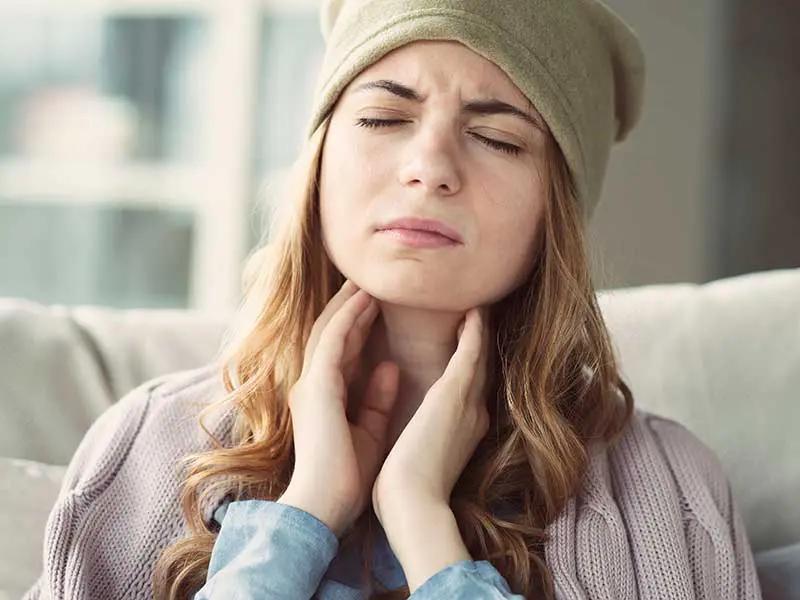 Dấu hiệu của ung thư vòm họng ở giai đoạn 3