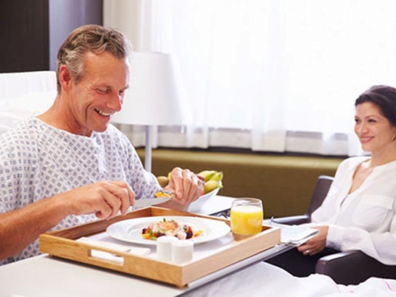 Sau phẫu thuật nên bổ sung các loại thực phẩm gì?