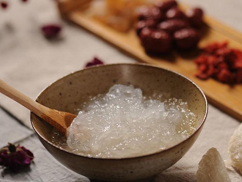 Lưu ý khi sử dụng yến cho bệnh nhân ung thư dạ dày