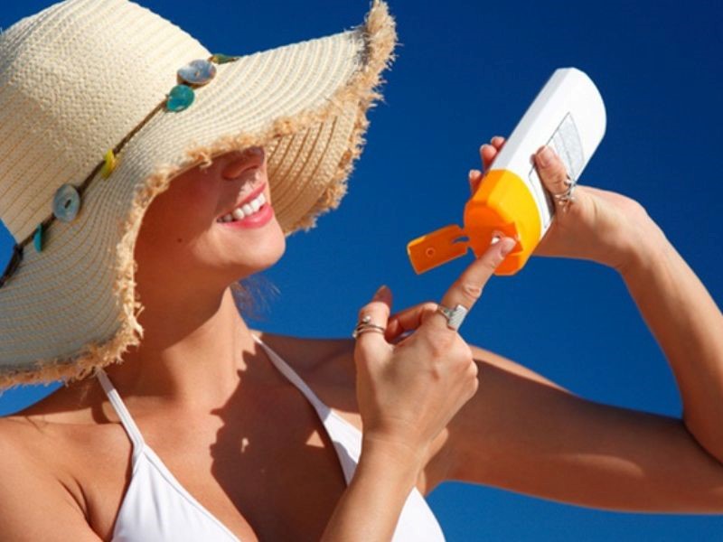 Hãy bảo vệ làn da của bạn thật tốt trước ánh nắng mặt trời